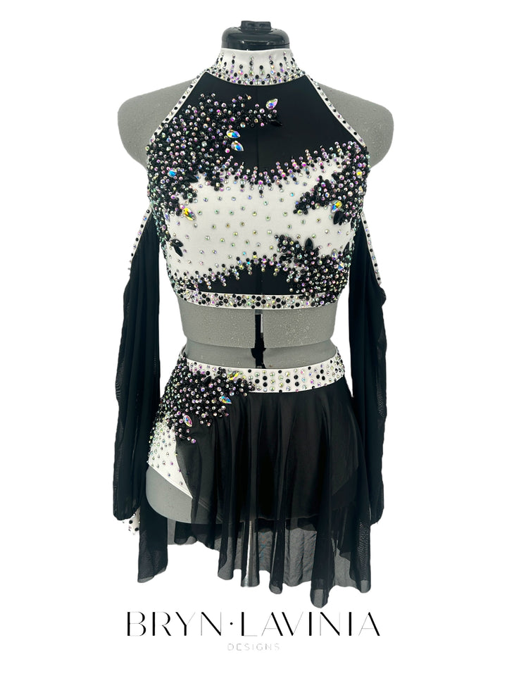NEW AM White/Black ready to ship costume