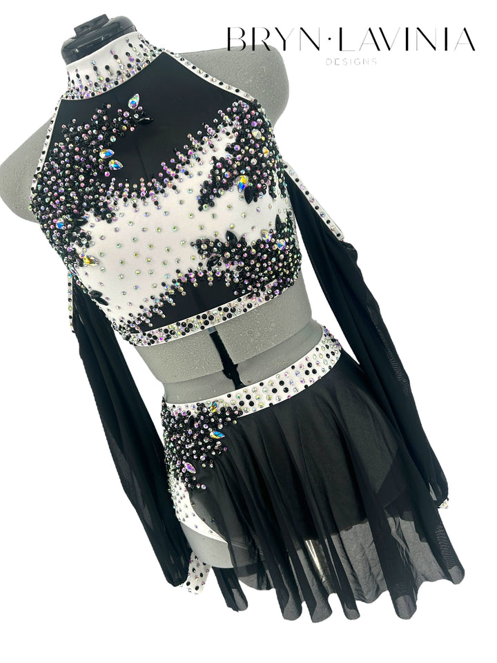NEW AM White/Black ready to ship costume