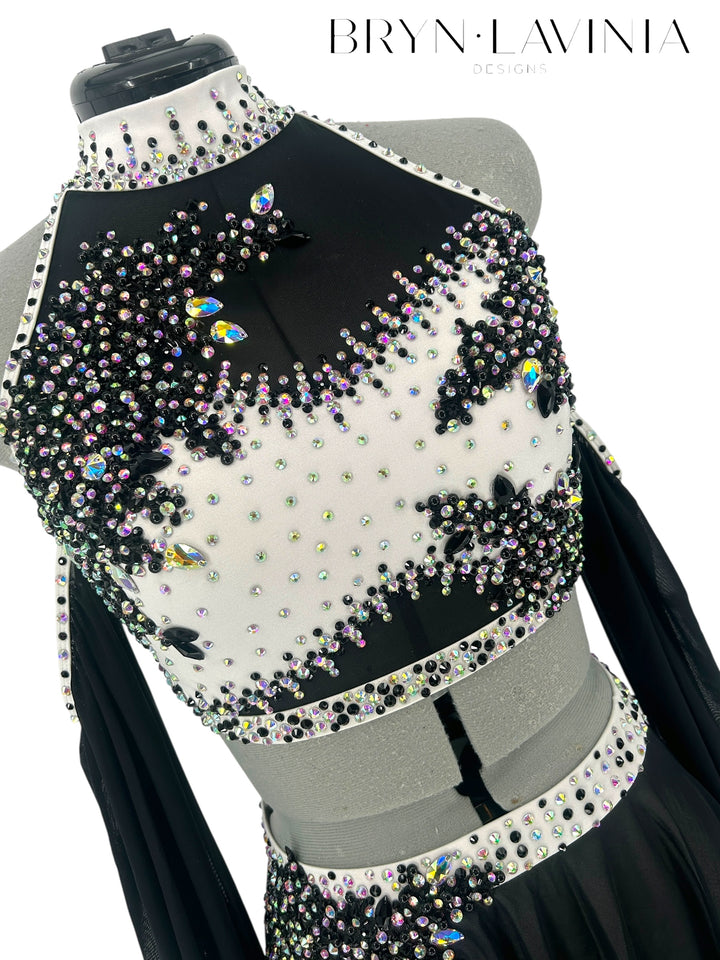 NEW AM White/Black ready to ship costume