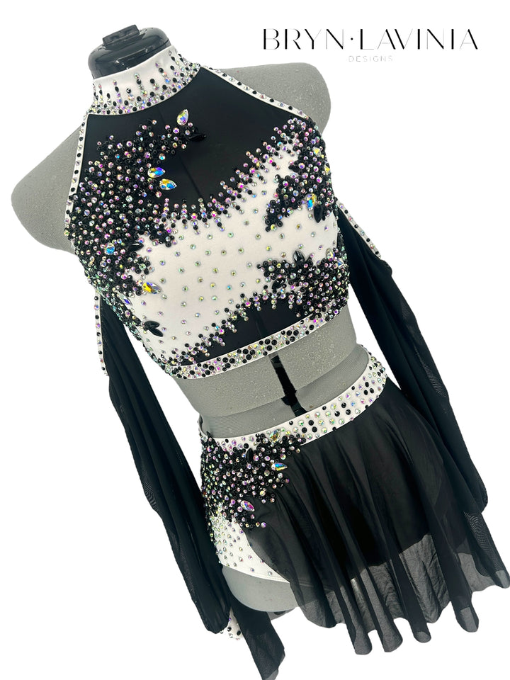 NEW AM White/Black ready to ship costume