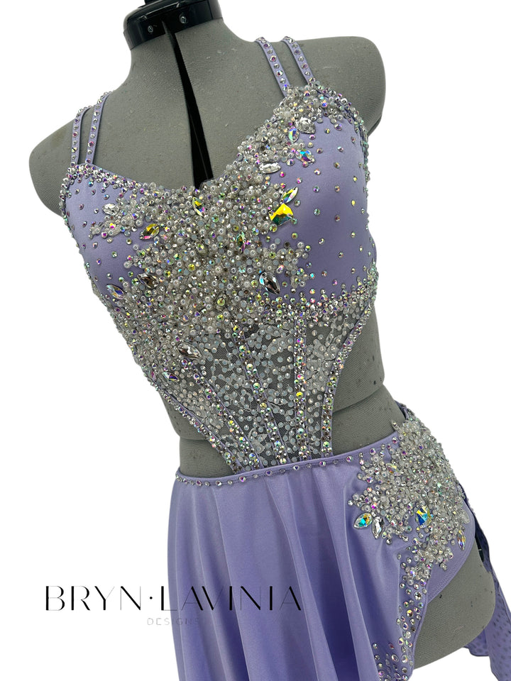 NEW AM  Lavender/White ready to ship Kennedy