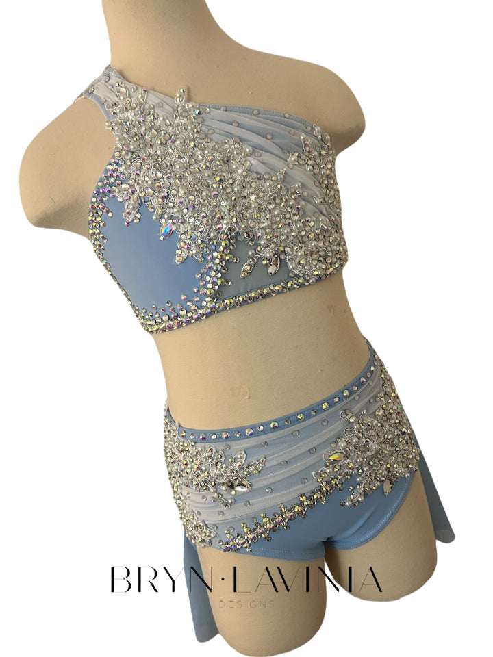 NEW CM Light Blue/White ready to ship costume