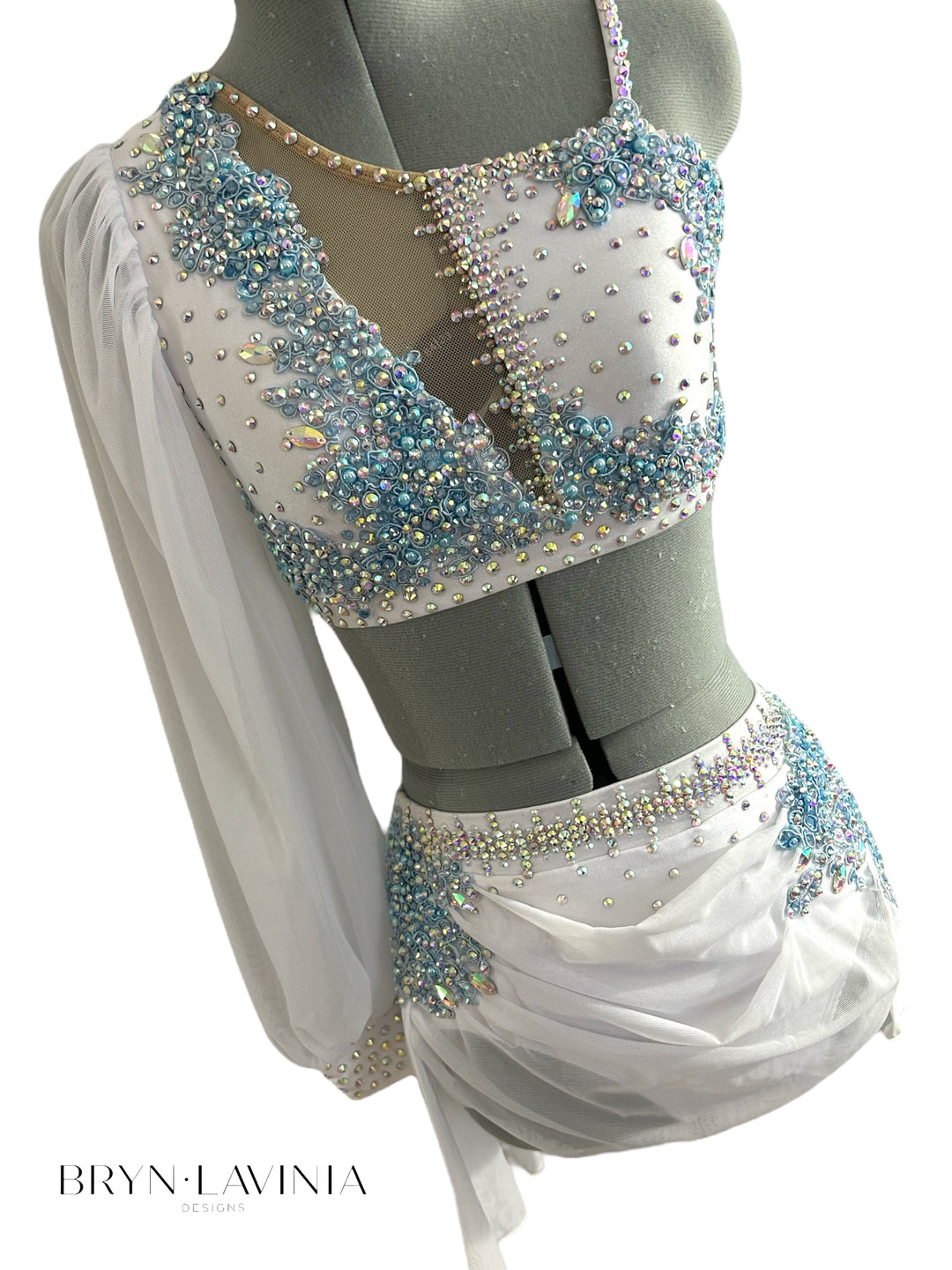NEW Adult Small white/light blue ready to ship costume